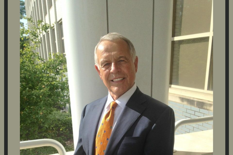 charles d. Lowe