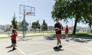 How Youth Basketball Builds Teamwork And Discipline